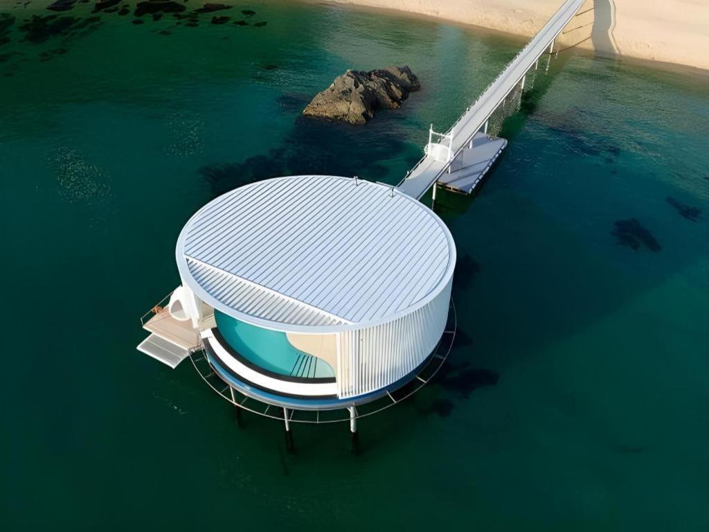Sun Cruise Resort And Yacht Kosong-dong Exterior foto