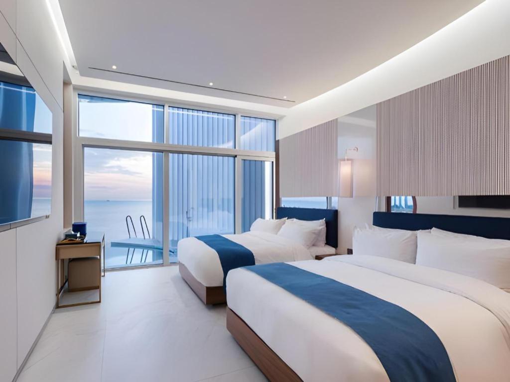 Sun Cruise Resort And Yacht Kosong-dong Exterior foto